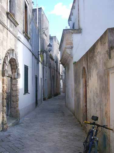 Una Stradina del Centro Storico di Alessano